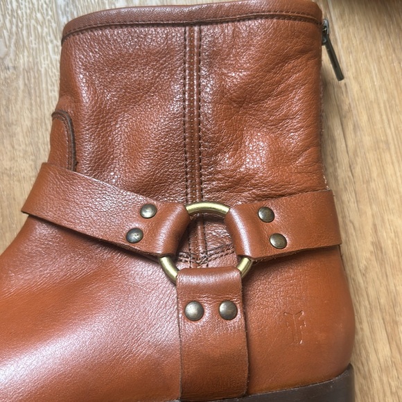 Frye Phillip Harness Short Boots - Picture 4 of 13